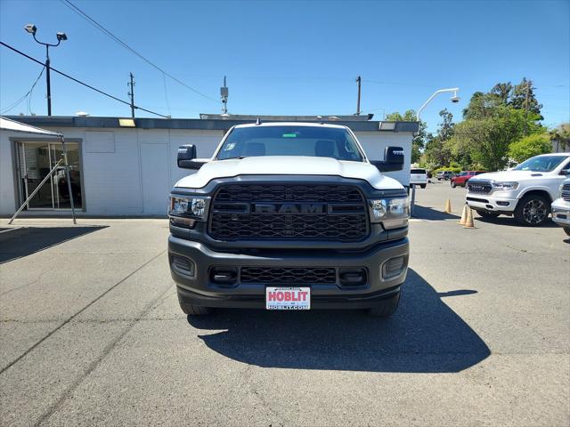 2024 RAM 2500 Tradesman Regular Cab 4x4 8 Box