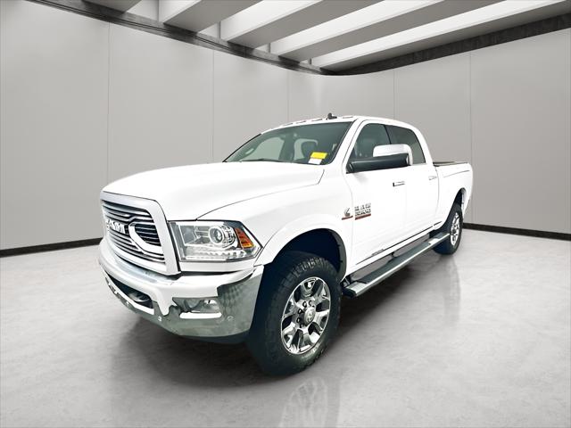 2017 RAM 3500 Limited Crew Cab 4x4 64 Box