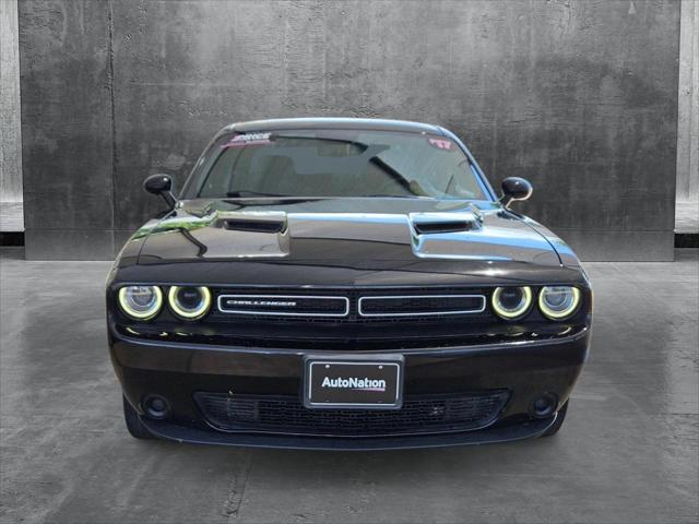 2017 Dodge Challenger SXT