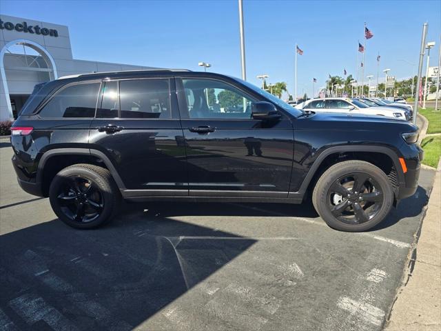 2025 Jeep Grand Cherokee GRAND CHEROKEE ALTITUDE X 4X4