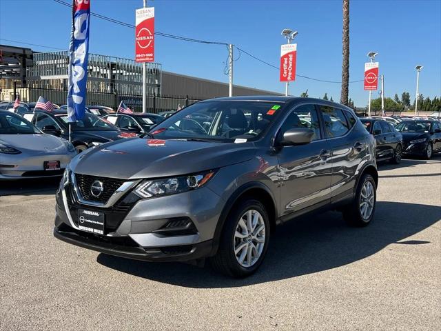 2022 Nissan Rogue Sport S FWD Xtronic CVT