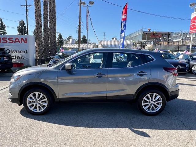 2022 Nissan Rogue Sport S FWD Xtronic CVT