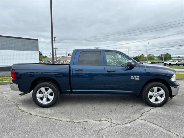 2022 RAM 1500 Classic Tradesman Crew Cab 4x4 57 Box