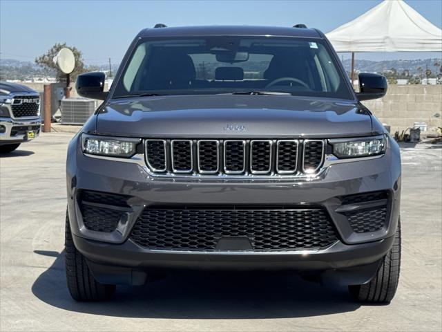 2023 Jeep Grand Cherokee Laredo 4x4