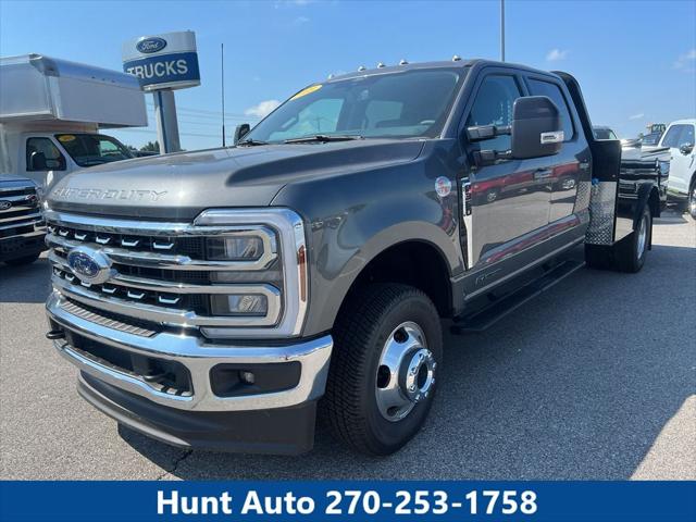 2025 Ford F-350 Chassis LARIAT