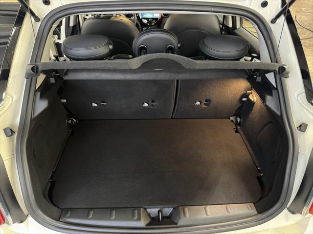 2022 MINI Hardtop Cooper