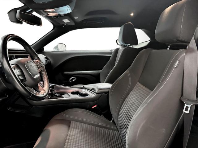 2017 Dodge Challenger SXT