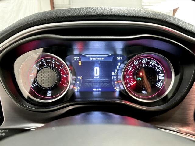 2017 Dodge Challenger SXT
