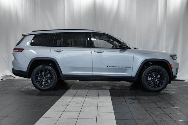 2025 Jeep Grand Cherokee GRAND CHEROKEE L ALTITUDE X 4X4