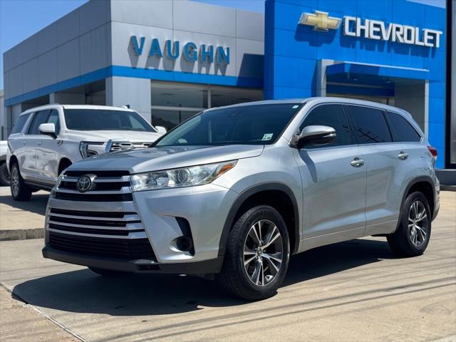 2017 Toyota Highlander LE