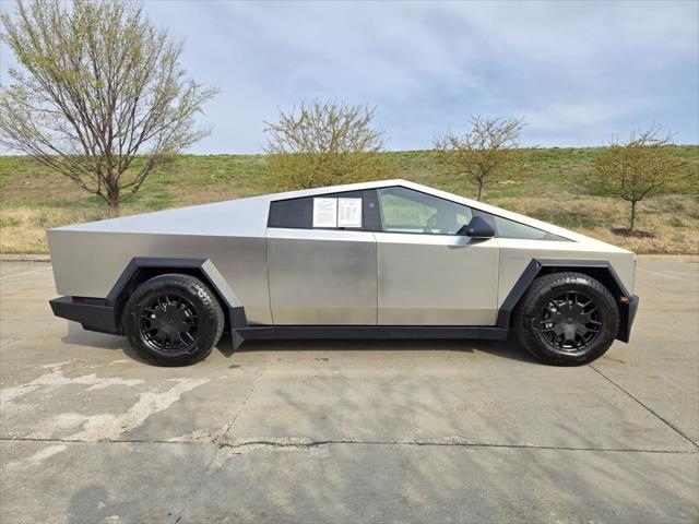 2024 Tesla Cybertruck All-Wheel Drive