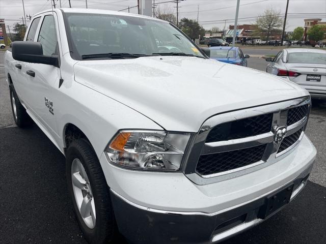 2024 RAM 1500 Classic SLT Quad Cab 4x4 64 Box