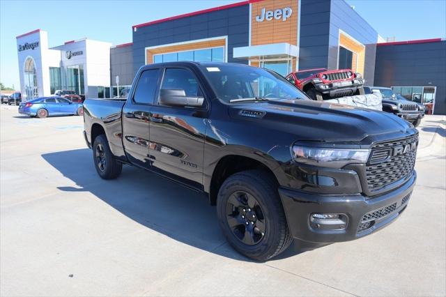 2025 RAM Ram 1500 RAM 1500 TRADESMAN QUAD CAB 4X4 64 BOX