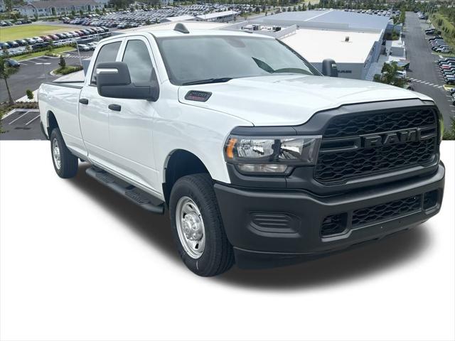 2024 RAM 2500 Tradesman Crew Cab 4x2 8 Box