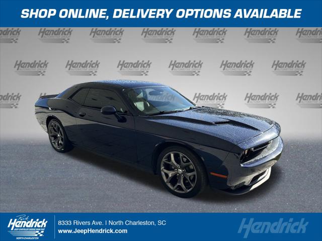 2016 Dodge Challenger SXT Plus