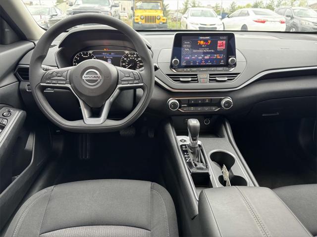 2022 Nissan Altima SV FWD