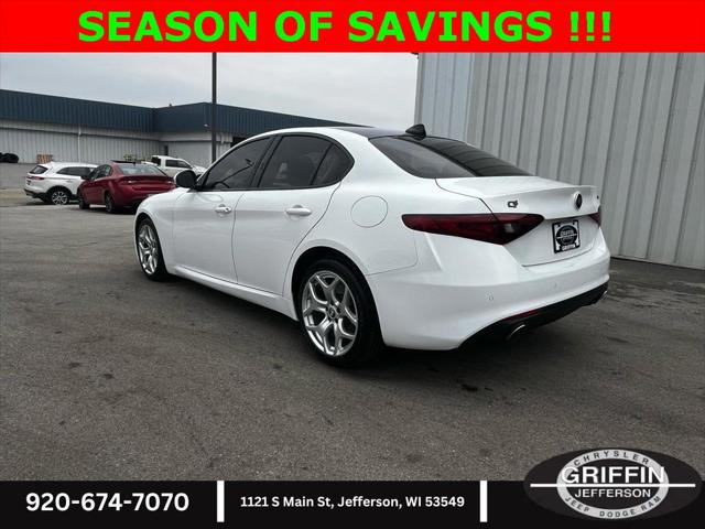 2021 Alfa Romeo Giulia Ti AWD 2021 Alfa Romeo Giulia Ti AWD