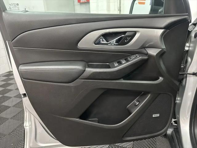 2021 Chevrolet Traverse AWD RS