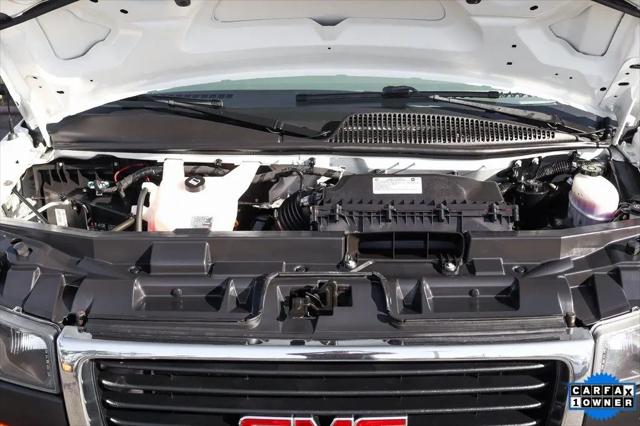 2021 GMC Savana Cutaway Work Van