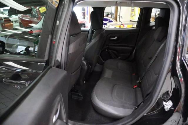 2017 Jeep Renegade Altitude 4x4