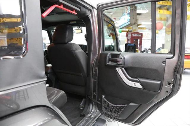 2017 Jeep Wrangler Unlimited Sahara 4x4