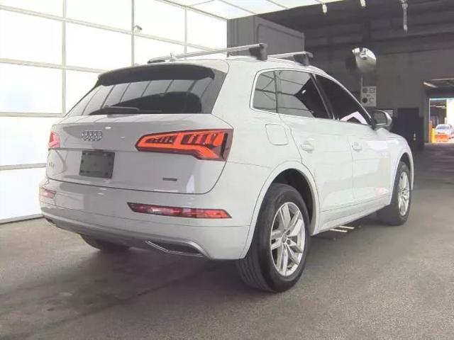2020 Audi Q5 Titanium Premium 45 TFSI quattro S tronic
