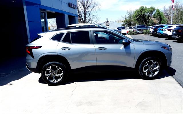 2025 Chevrolet Trax FWD LT