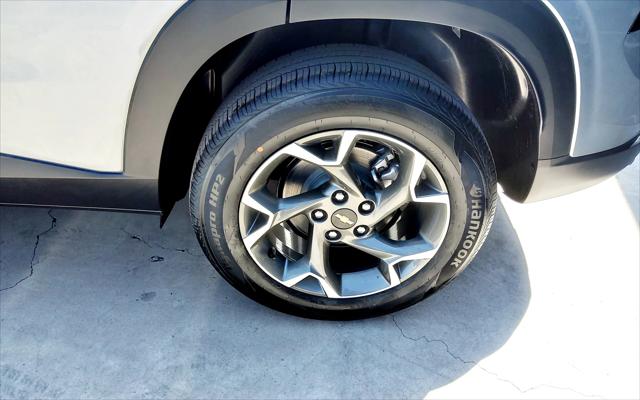 2025 Chevrolet Trax FWD LT