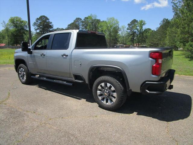 2024 Chevrolet Silverado 2500HD 4WD Crew Cab Standard Bed Custom