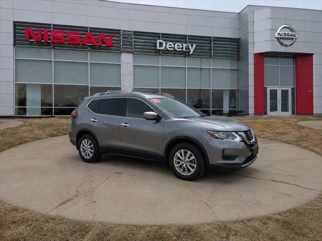 2018 Nissan Rogue SV for sale in Dubuque, IA