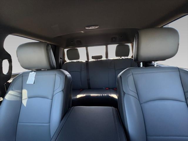 2025 RAM Ram 3500 RAM 3500 TRADESMAN CREW CAB 4X4 8 BOX 2025 RAM Ram 3500 RAM 3500 TRADESMAN CREW CAB 4X4 8 BOX