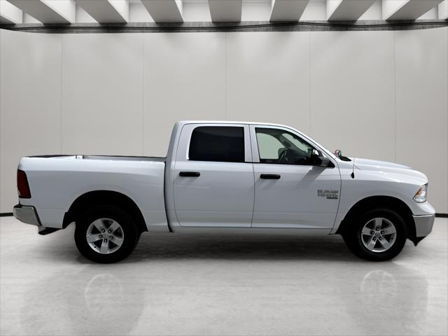 2023 RAM 1500 Classic SLT Crew Cab 4x4 57 Box