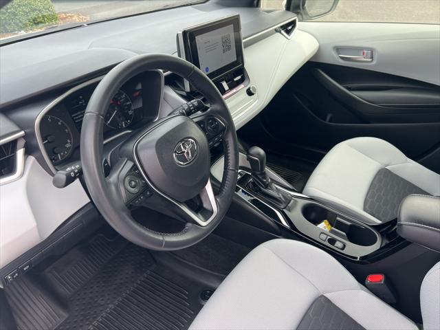 2025 Toyota Corolla Hatchback SE