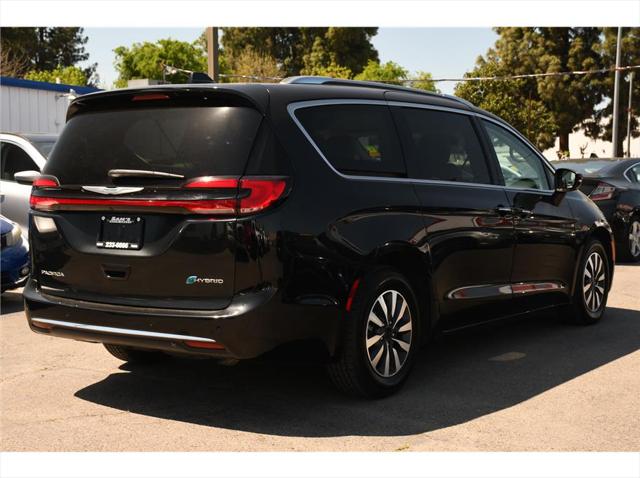 2021 Chrysler Pacifica Hybrid Touring L