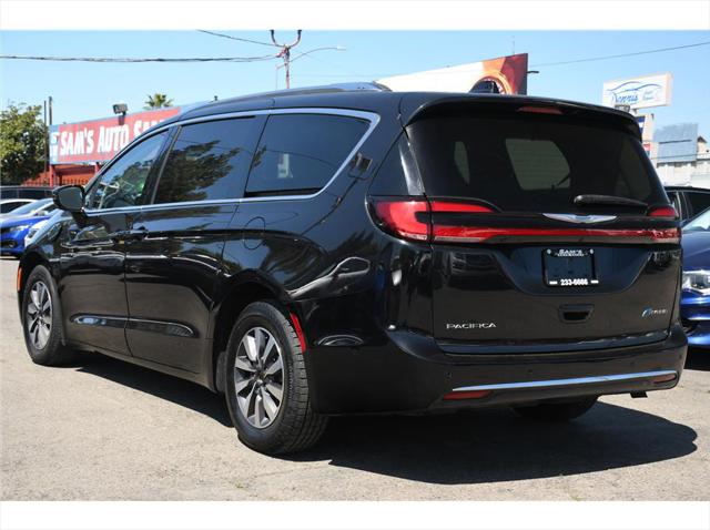 2021 Chrysler Pacifica Hybrid Touring L