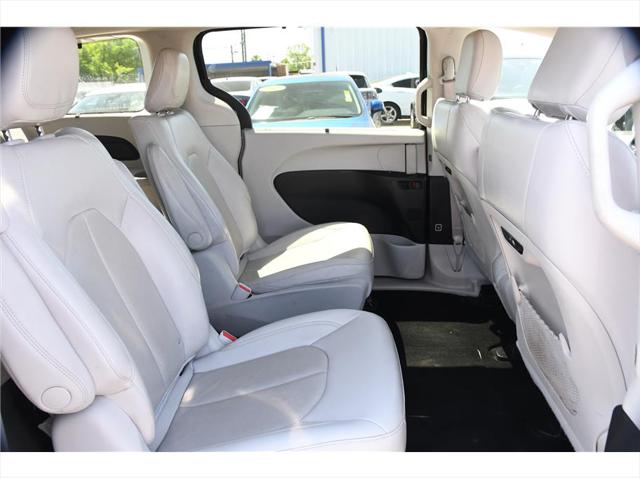 2021 Chrysler Pacifica Hybrid Touring L