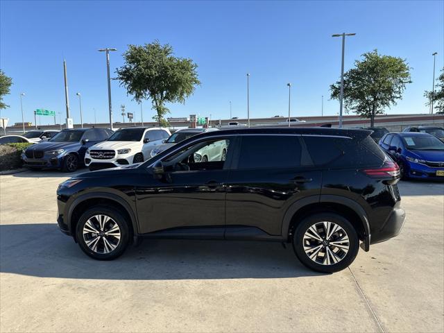 2022 Nissan Rogue SV FWD