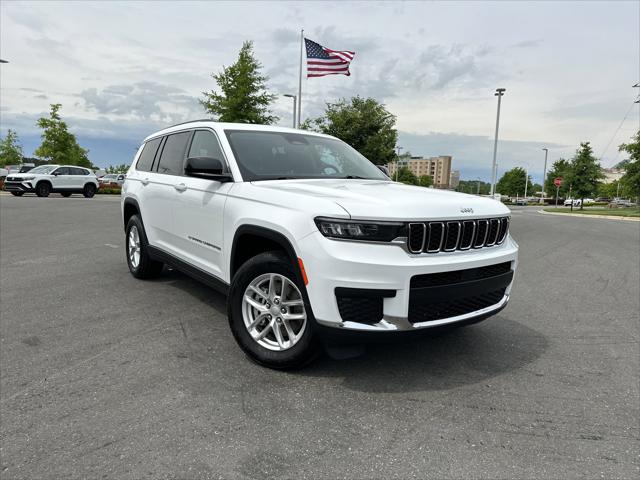 2023 Jeep Grand Cherokee L Laredo 4x2