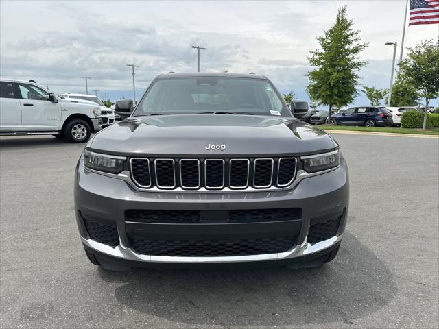 2023 Jeep Grand Cherokee L Laredo 4x2