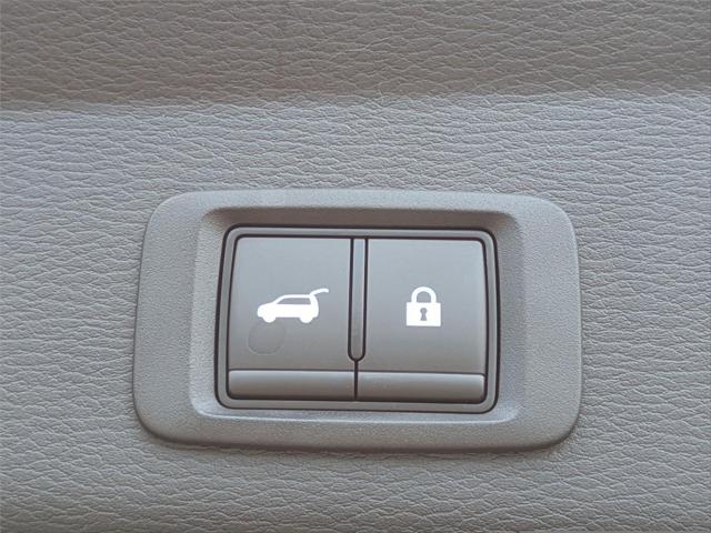 2025 Mitsubishi Outlander PHEV SEL S-AWC