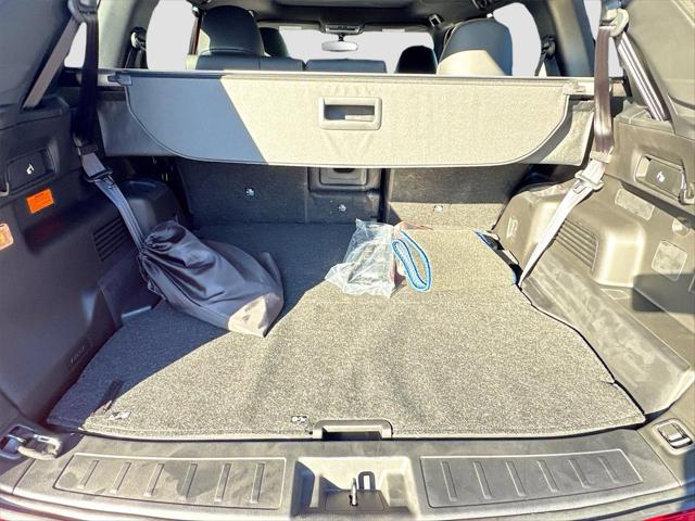 2025 Mitsubishi Outlander PHEV SEL S-AWC