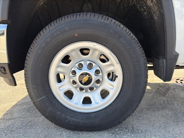 2025 Chevrolet Silverado 3500HD 4WD Double Cab Long Bed Work Truck