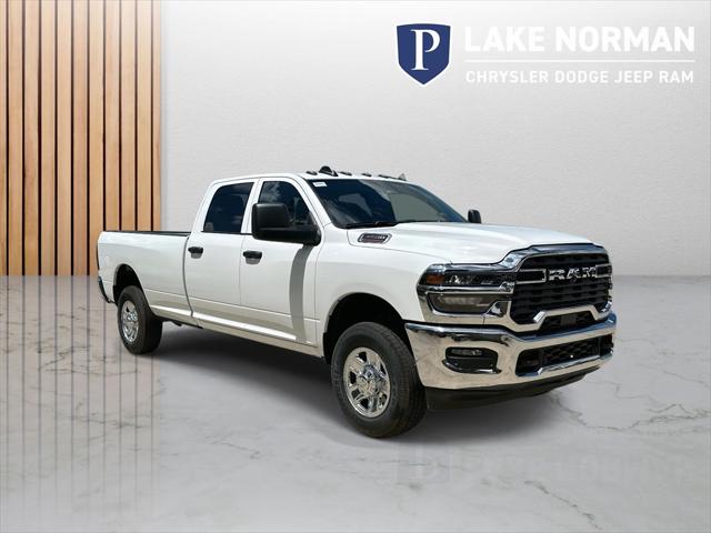 2025 RAM Ram 3500 RAM 3500 TRADESMAN CREW CAB 4X4 8 BOX