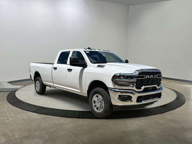 2025 RAM Ram 3500 RAM 3500 TRADESMAN CREW CAB 4X4 8 BOX