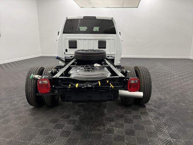 2025 RAM Ram 3500 Chassis Cab RAM 3500 TRADESMAN CREW CAB CHASSIS 4X4 60 CA 2025 RAM Ram 3500 Chassis Cab RAM 3500 TRADESMAN CREW CAB CHASSIS 4X4 60 CA