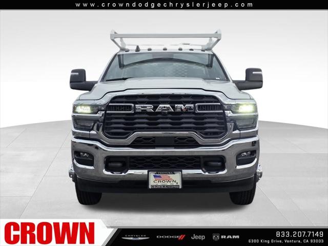 2025 RAM Ram 3500 Chassis Cab RAM 3500 TRADESMAN CHASSIS REGULAR CAB 4X4 84 CA