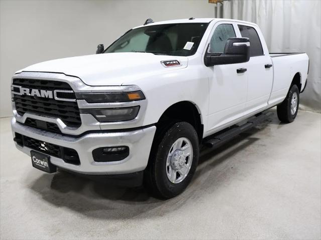 2025 RAM Ram 3500 RAM 3500 TRADESMAN CREW CAB 4X4 8 BOX