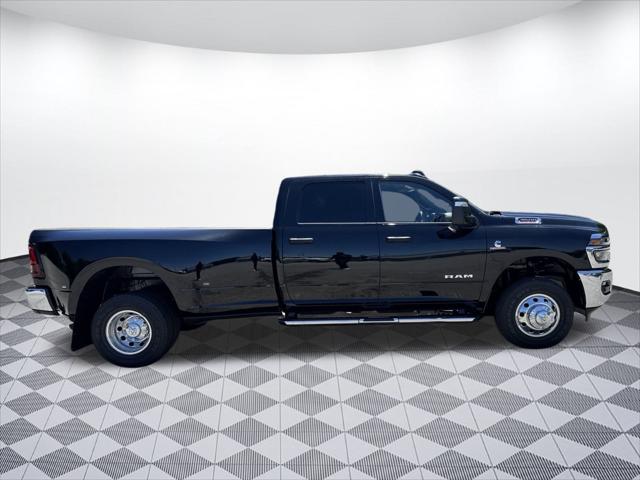 2025 RAM Ram 3500 RAM 3500 LONE STAR CREW CAB 4X4 8 BOX