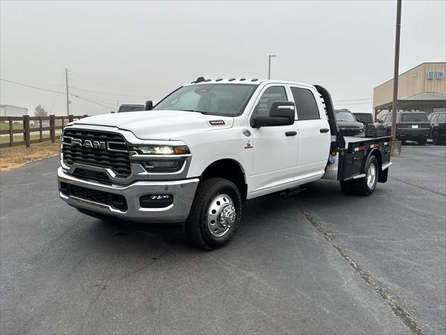 2025 RAM Ram 3500 Chassis Cab RAM 3500 TRADESMAN CREW CAB CHASSIS 4X4 60 CA 2025 RAM Ram 3500 Chassis Cab RAM 3500 TRADESMAN CREW CAB CHASSIS 4X4 60 CA