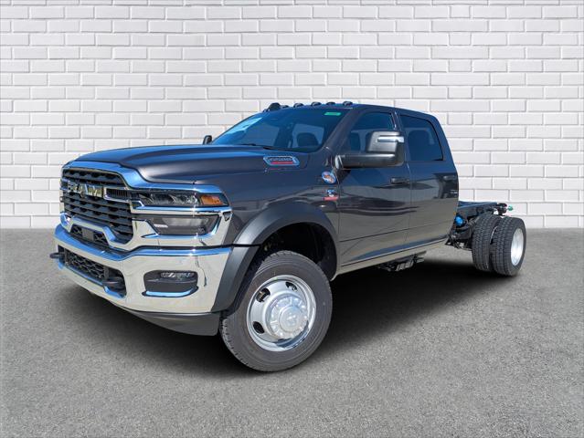 2025 RAM Ram 5500 Chassis Cab RAM 5500 TRADESMAN CHASSIS CREW CAB 4X4 60 CA